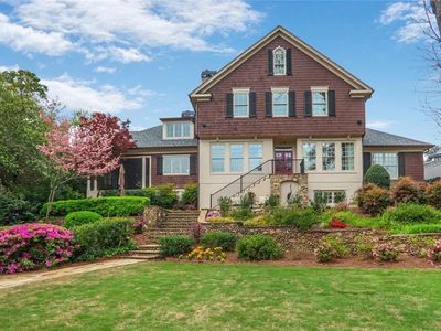 219 Little John Trl NE