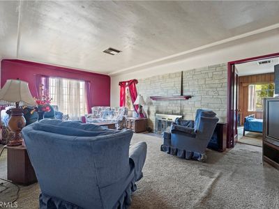 100 E Buena Vista St