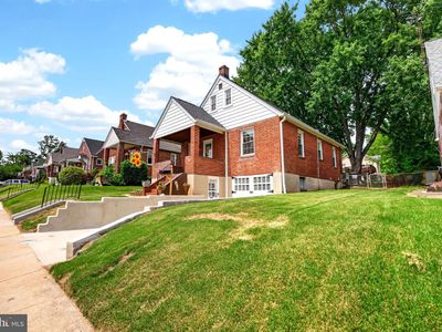 104 W Elm Ave