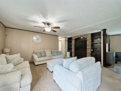 Property at 103 County Road 370, Splendora, TX