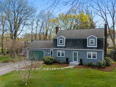 14 Christopher Ln