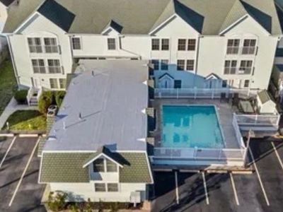 213 E Hand Ave #9