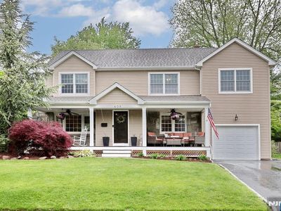 408 Bergen Blvd