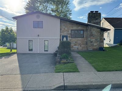 230 W Cooper St
