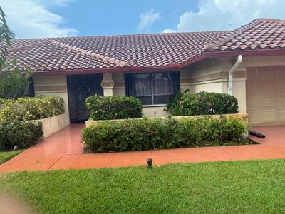 9362 Laurel Green Drive