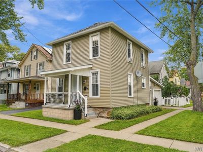 62 Beattie Ave