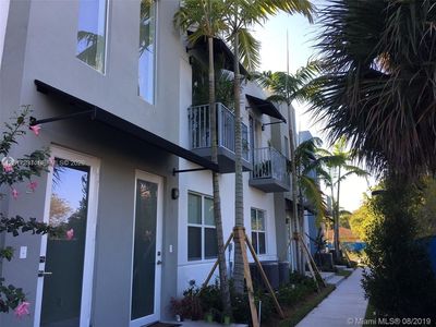 Property at 440 NE 35th Ct #3, Fort Lauderdale, FL