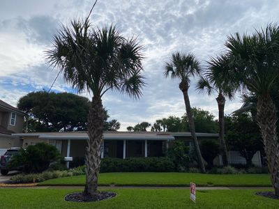 1582 Ocean Blvd