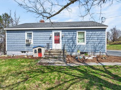 Property at 1 Grandview Avenue, Wynantskill, NY