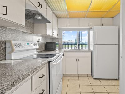 9401 SW 4th St APT 104