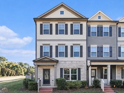 3627 Hawthorne Ter