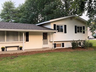 353 Plyleys Ln