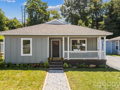156 Edwards Ave