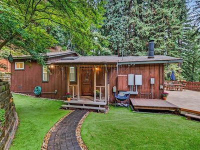 20851 Assiniboine Trl