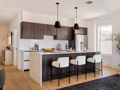 30-32 Condor St #6