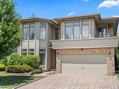 8 Holiday Pond Road