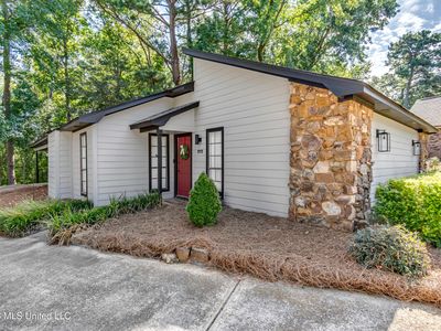 212 Dublin Ct