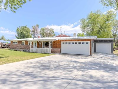 141 N Milwaukie Ave