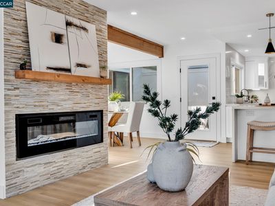 2301 Tice Creek Dr APT 1