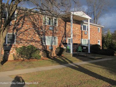 136 N Chestnut Street #19a