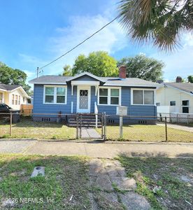 632 IVY Street