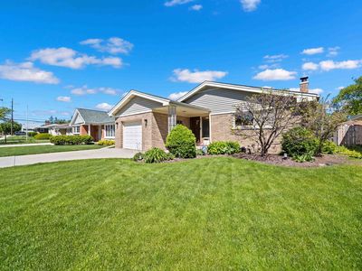 Property at 921 N Western Ave, Park Ridge, IL