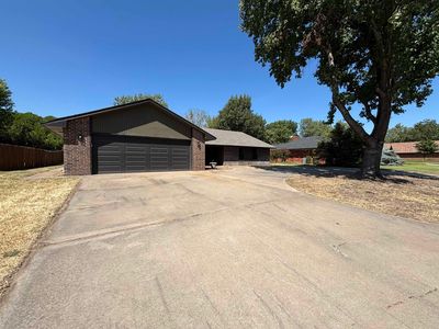 1402 Cansler Dr