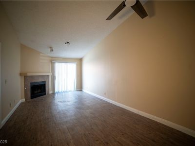 228 Caracas Dr