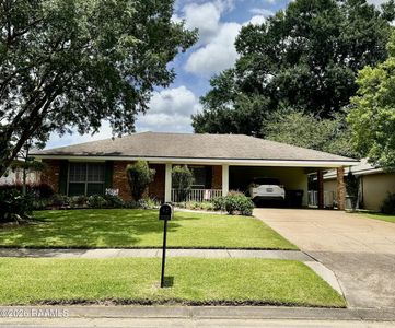 415 Elmwood Dr