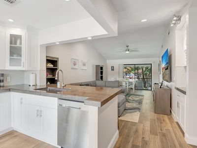 301 Club Circle #209