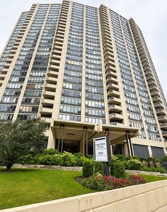 3930 N Pine Grove Ave APT 2407