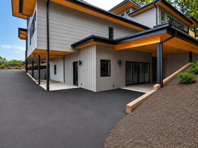 197 Mountain Laurel Dr