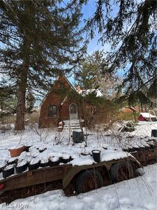10428 Edgerton Rd