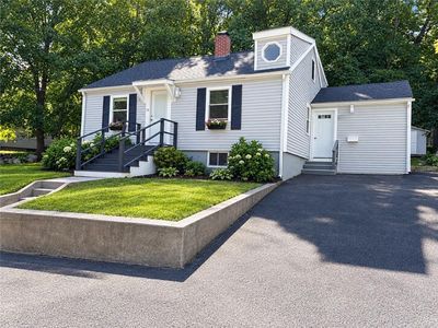 10 Harris Ave