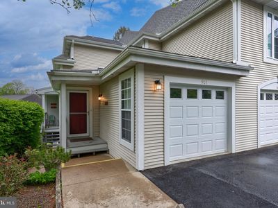903 Country Place Dr