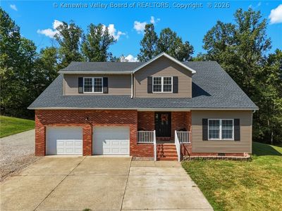 6 Sylvester Dr