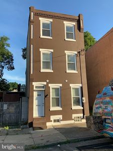 3922 Parrish St
