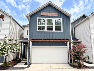 958 Highland Sound Ln