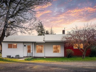 190 S 6th Ave