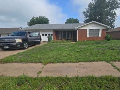 4208 Kingsbury Dr