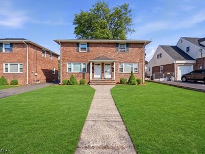 1091 Burnet Ave