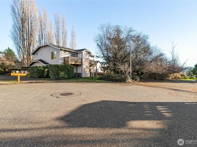 2810 Valencia Street