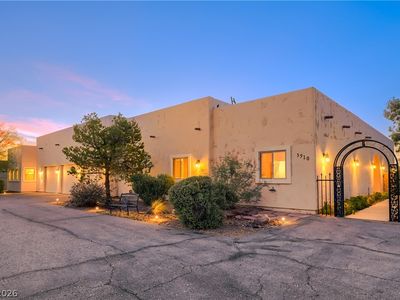 3910 W Pebble Rd