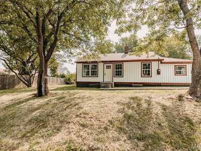 Property at 303 S Pine St, Dixon, MO