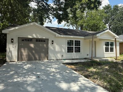 Property at 1106 Mitchem Dr, Urbana, IL