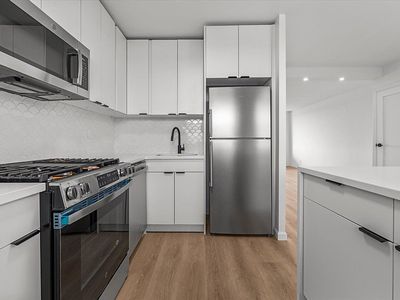 5800 Arlington Ave APT 16L