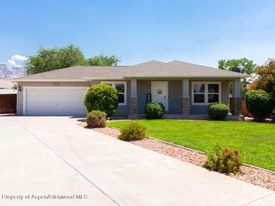 875 Cabernet Dr