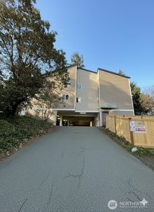 14344 N Stone Avenue #32