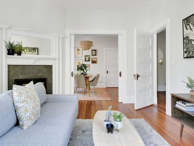 28 Inman St APT 3