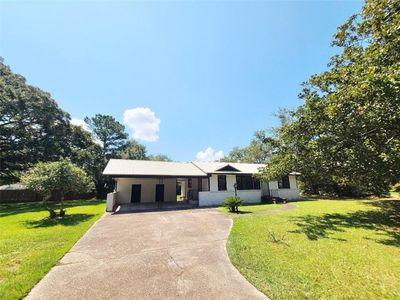 3311 Club House Rd